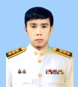 นายอุม กุศล