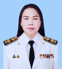 นางณัฐนันท์ ศรีสมบัติ