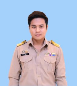 นายปรัชญา หอมทรัพย์