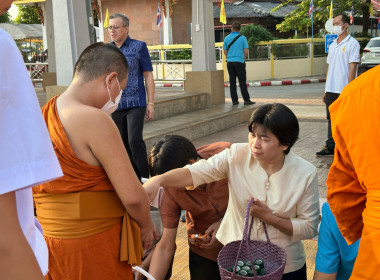 สหกรณ์จังหวัดหนองคายร่วมกิจกรรม &quot;นุ่งผ้าไทย ใส่บาตรริมโขง&quot; ... พารามิเตอร์รูปภาพ 9