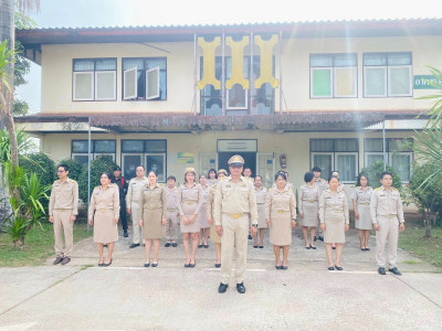 กิจกรรมเข้าแถวเคารพธงชาติไทย พารามิเตอร์รูปภาพ 1
