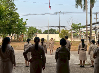 สำนักงานสหกรณ์จังหวัดหนองคาย เข้าแถวเคารพธงชาติไทย ... พารามิเตอร์รูปภาพ 5